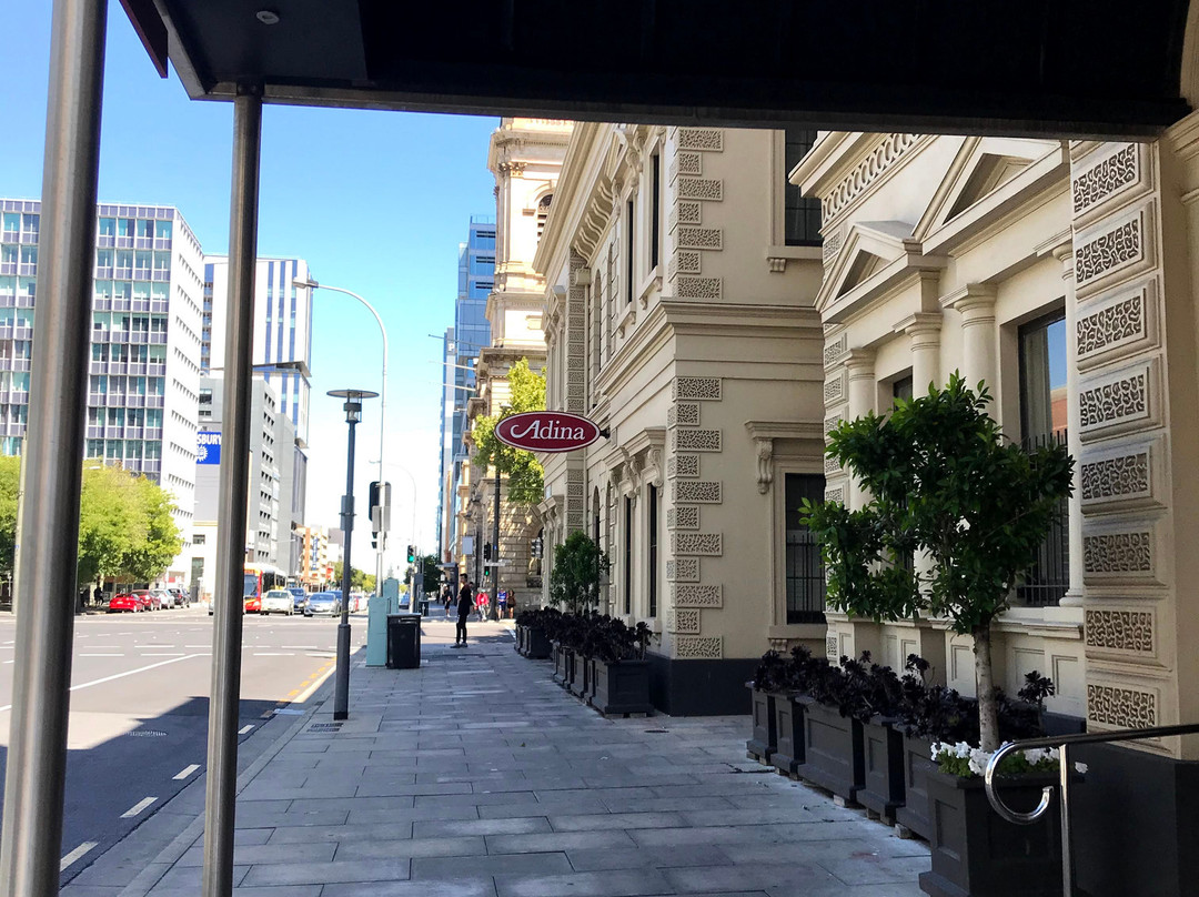 麦迪娜德莱德宝藏大酒店主图