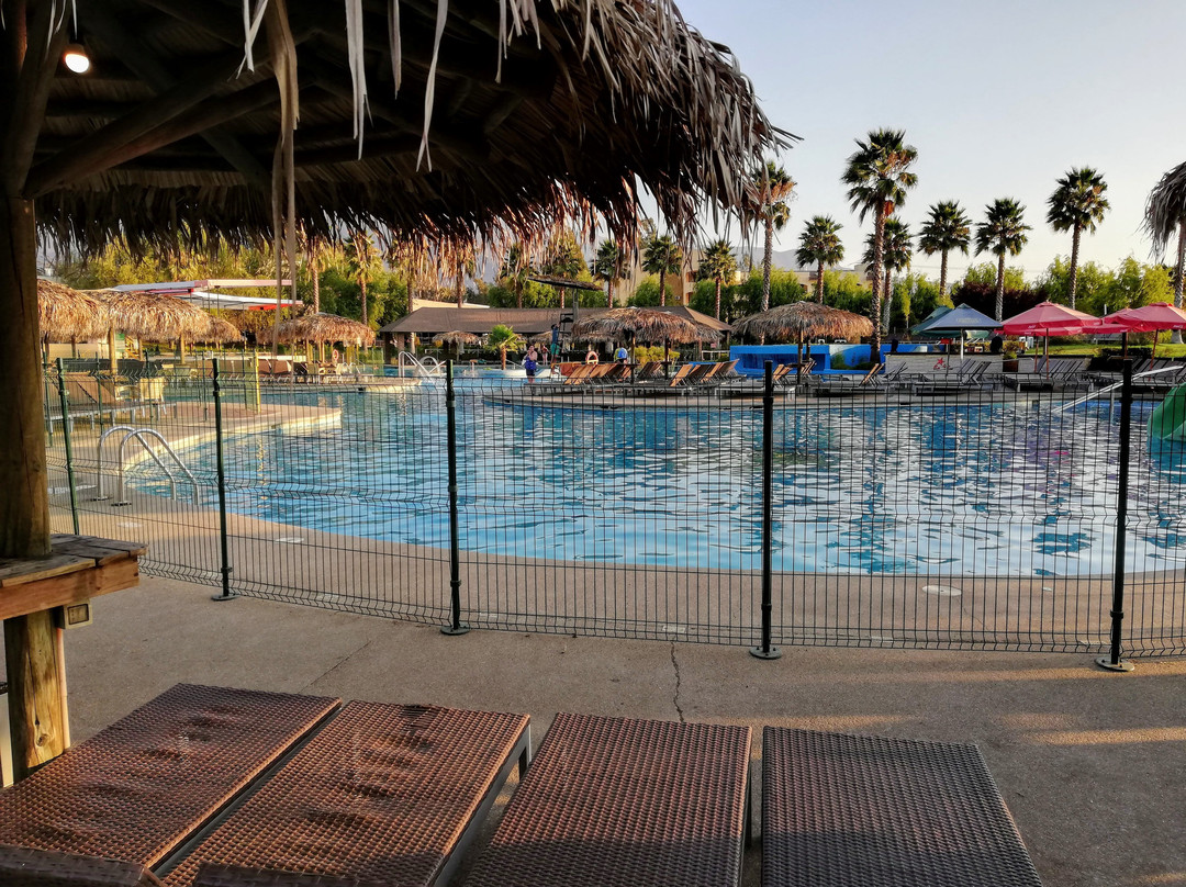 罗莎阿古斯蒂纳会议度假及spa酒店主图