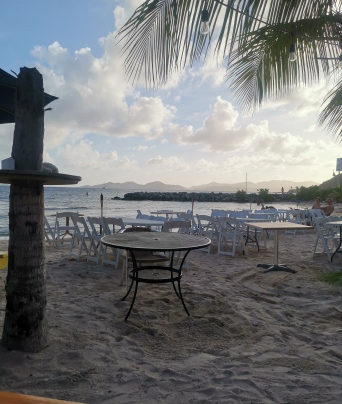 The beach bar at nanny cay景点图片