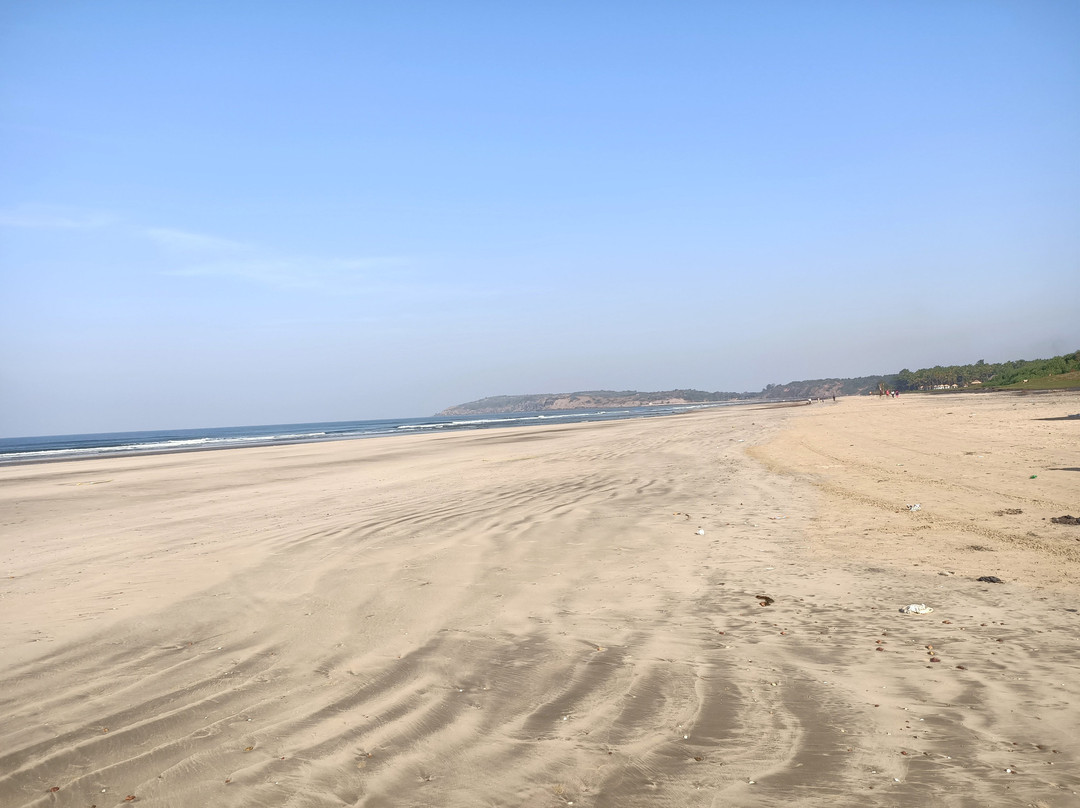 Malgund Beach景点图片