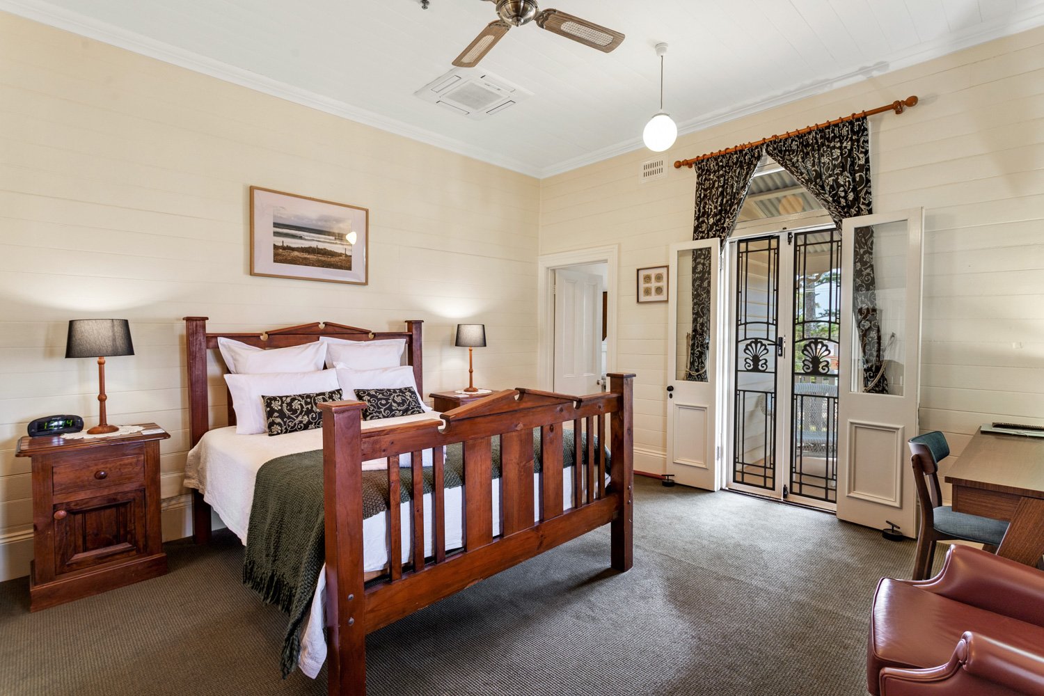 Riversleigh House-官方
