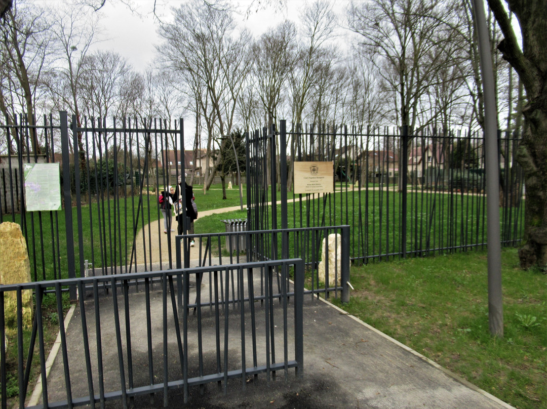 Cours Napoléon Bonaparte-Aulnay-sous-Bois必去景点
