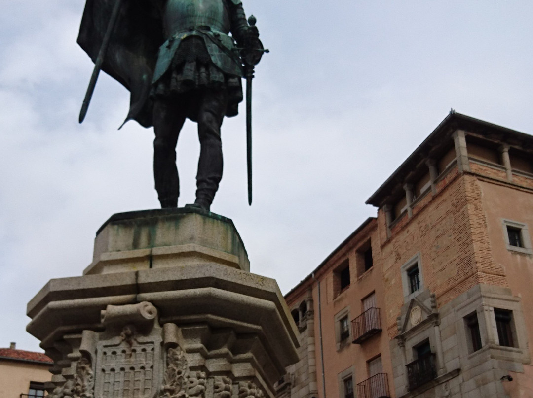 Monumento a Juan Bravo景点图片