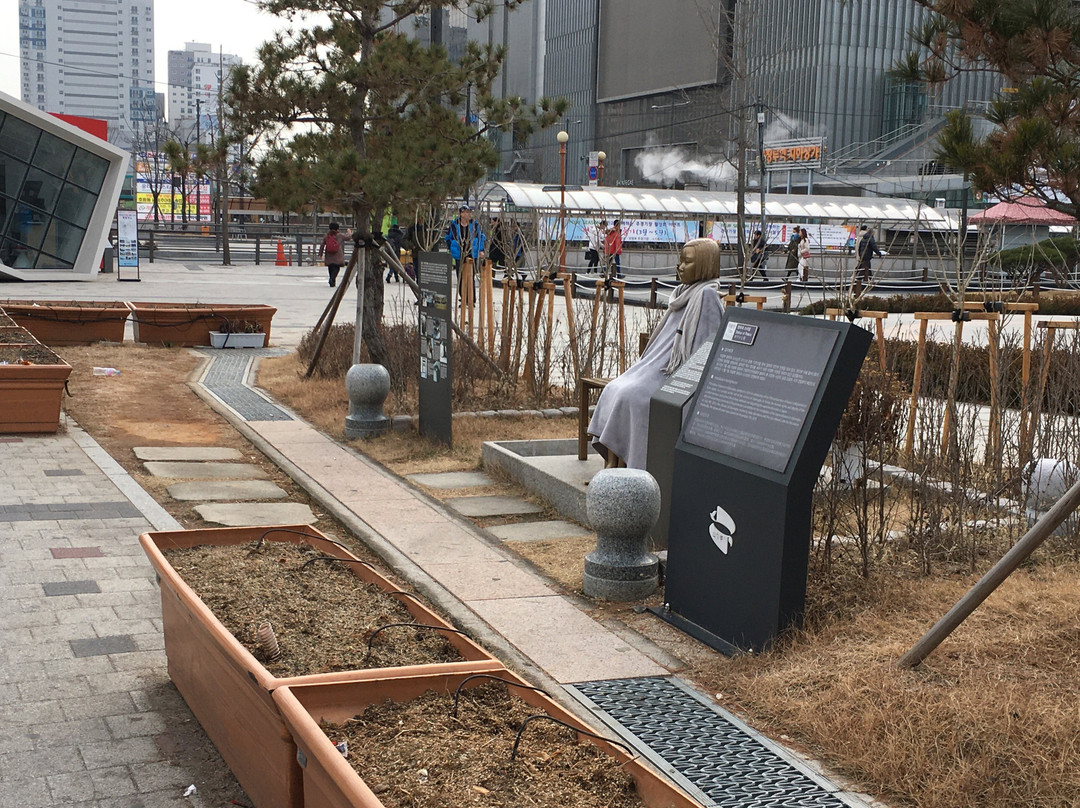 Statue of Peace-议政府市必去景点