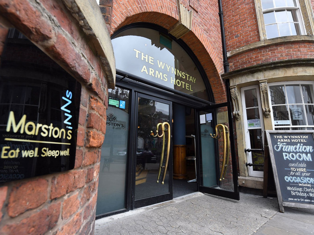 Wynnstay Arms Hotel by Marston's Inns主图
