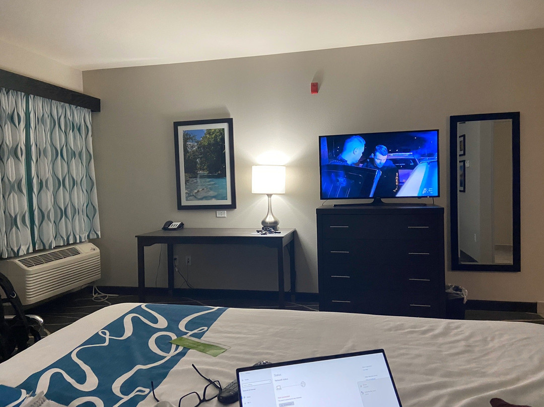 La Quinta Inn & Suites by Wyndham Tulsa Broken Arrow主图