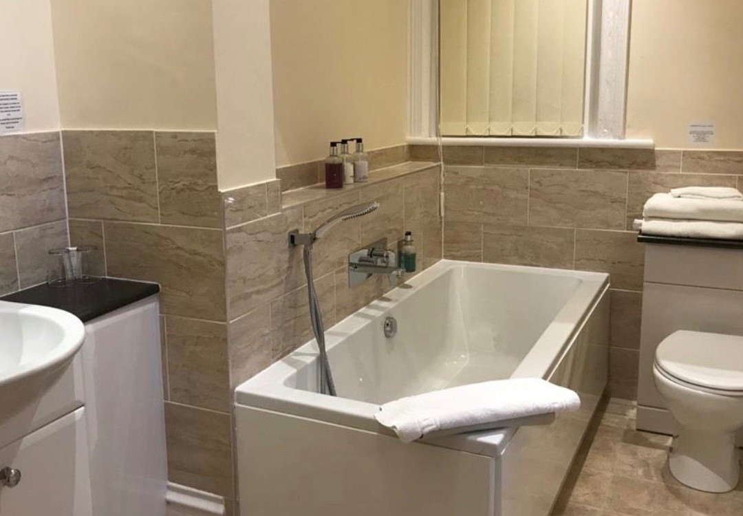 金雀花大厅乡村酒店主图