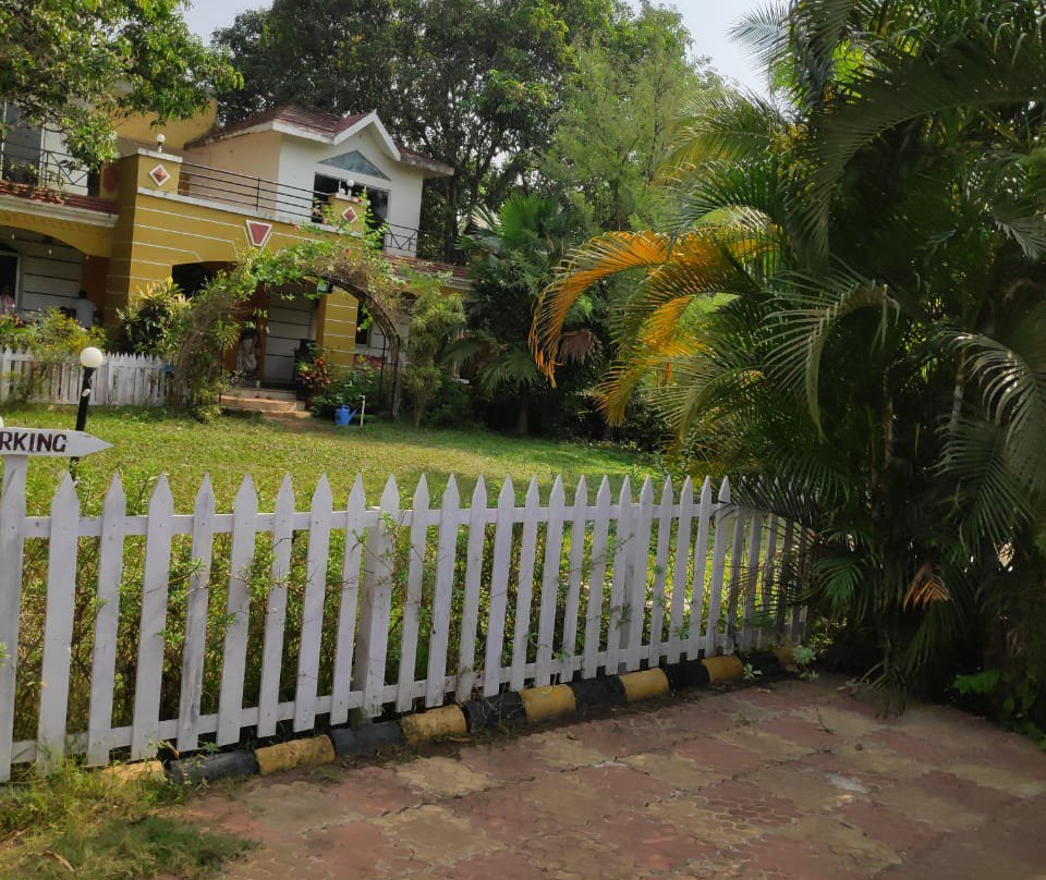 Ghanvatkar Bunglow at Zirad主图