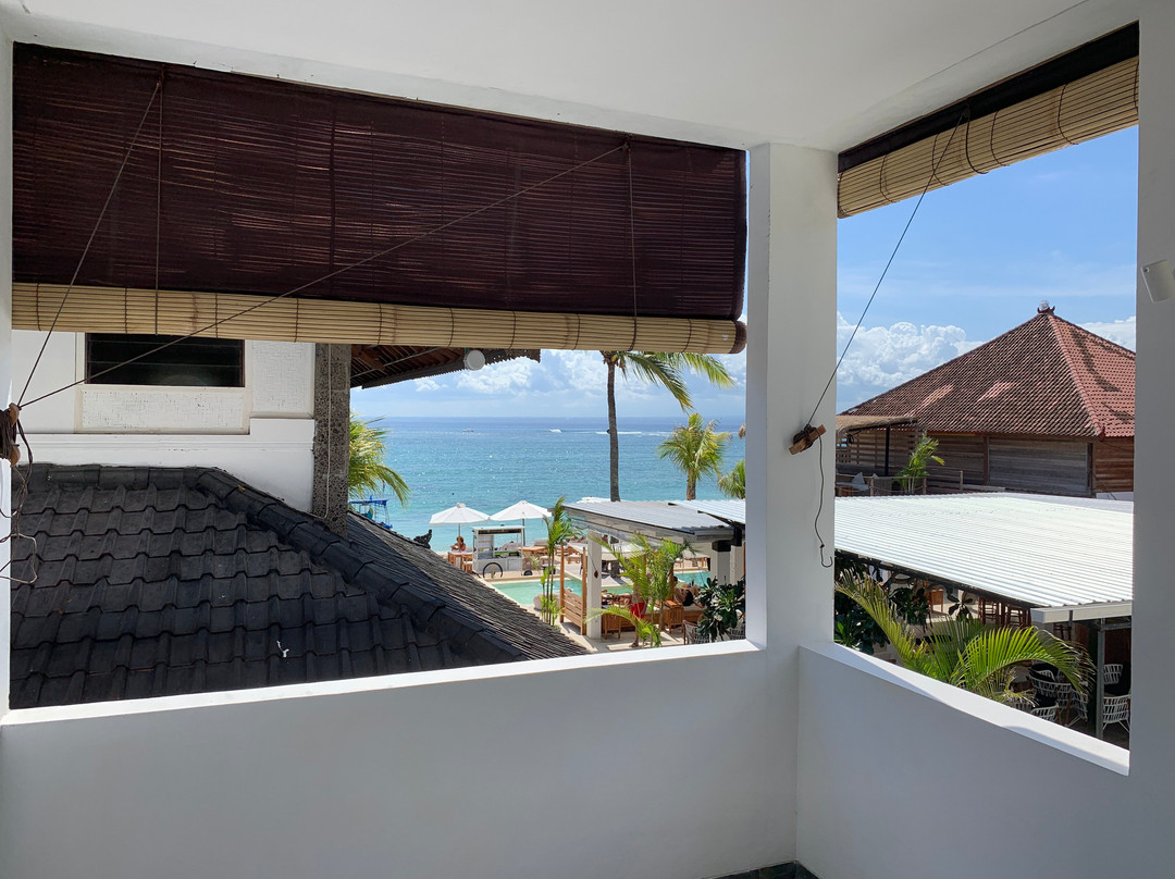 Ohana's Beachfront Resort & Beach Club主图