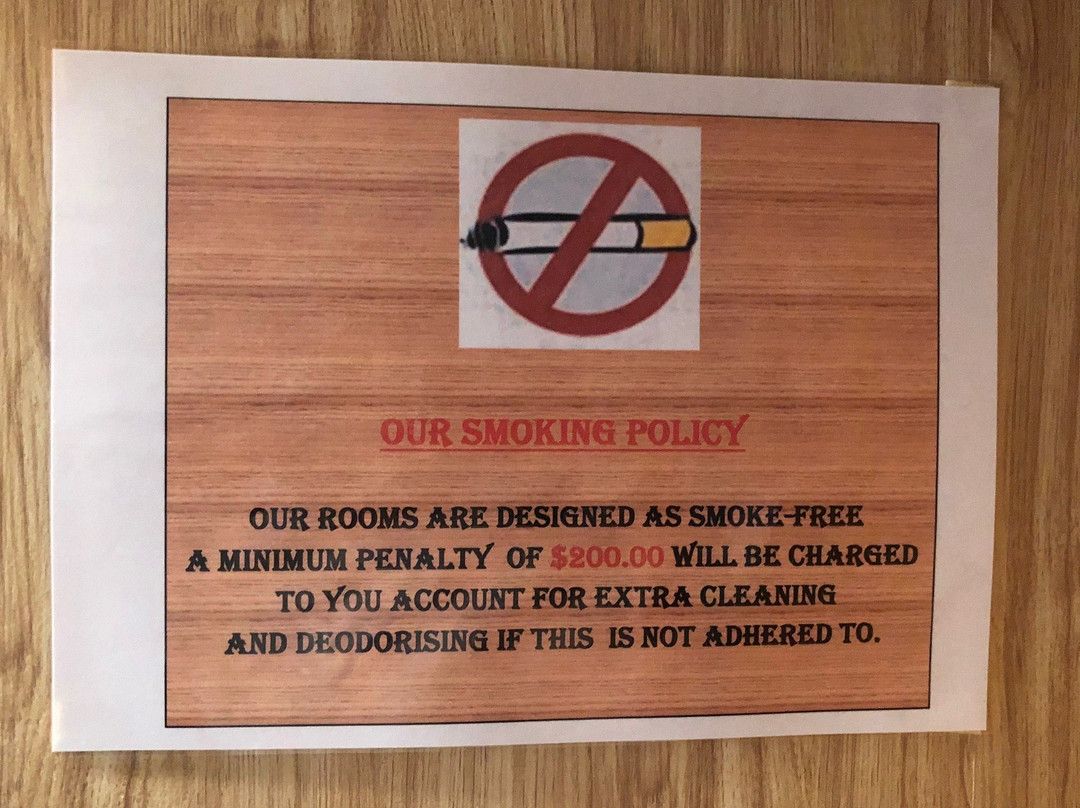 Golden Leaf Motel主图