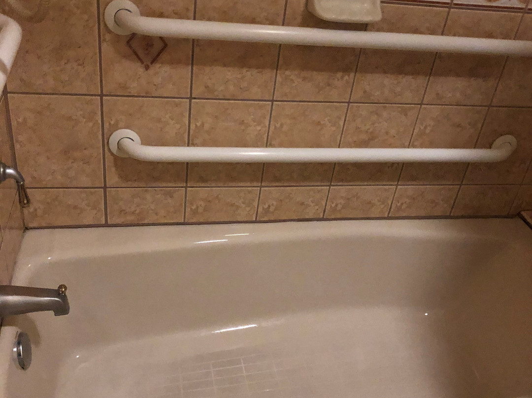 Robinhood Resort主图