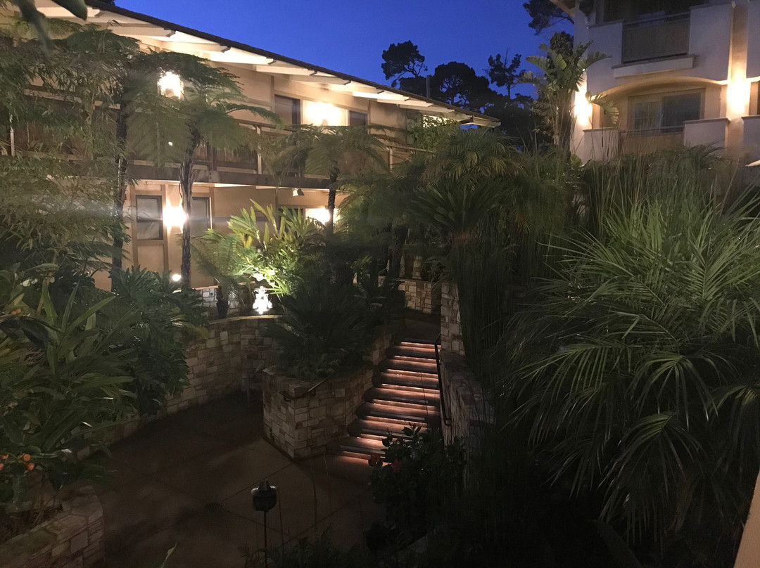 贸易风卡梅尔酒店主图