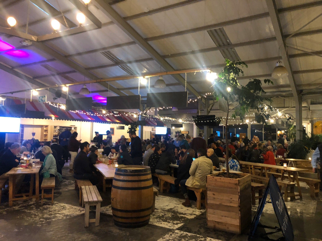 Earth Fair Food Market-康士坦提亚必去景点