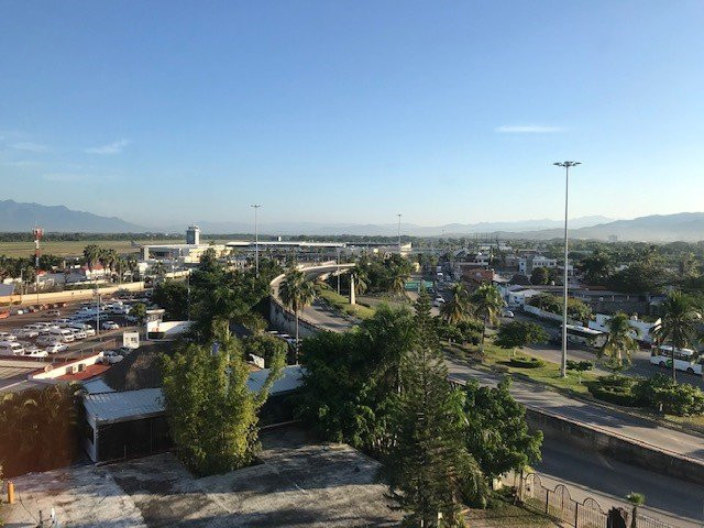 One Puerto Vallarta Aeropuerto主图