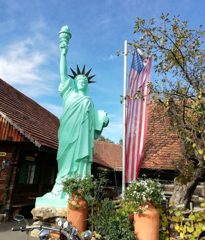 Pechmann's Old Oil Mill-Deutsch Goritz必去景点