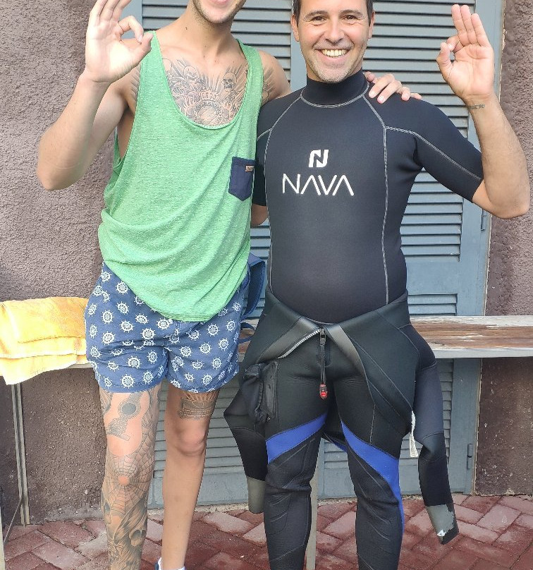 Mero Diving Center-Canico必去景点