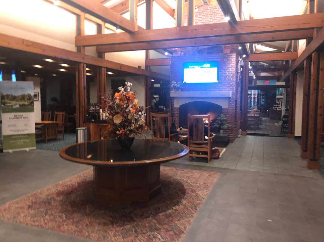 威廉斯堡林地酒店和套房，官方威廉斯堡酒店主图