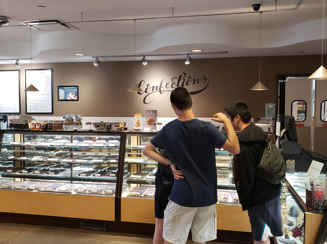 Enstrom's-大章克申必去景点