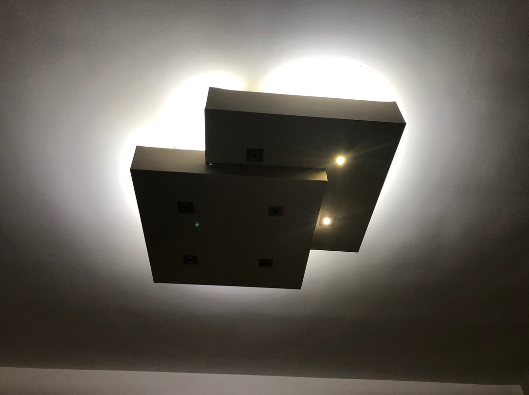 Viro House主图