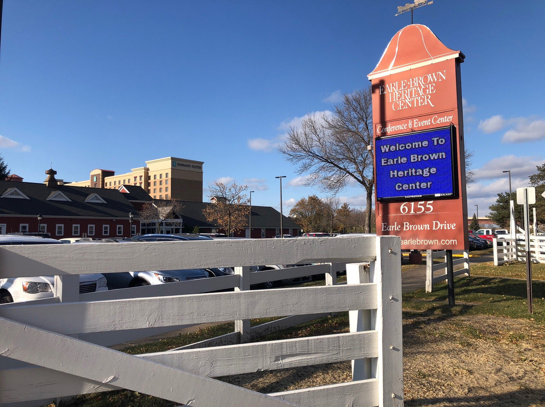 Earle Brown Heritage Center主图
