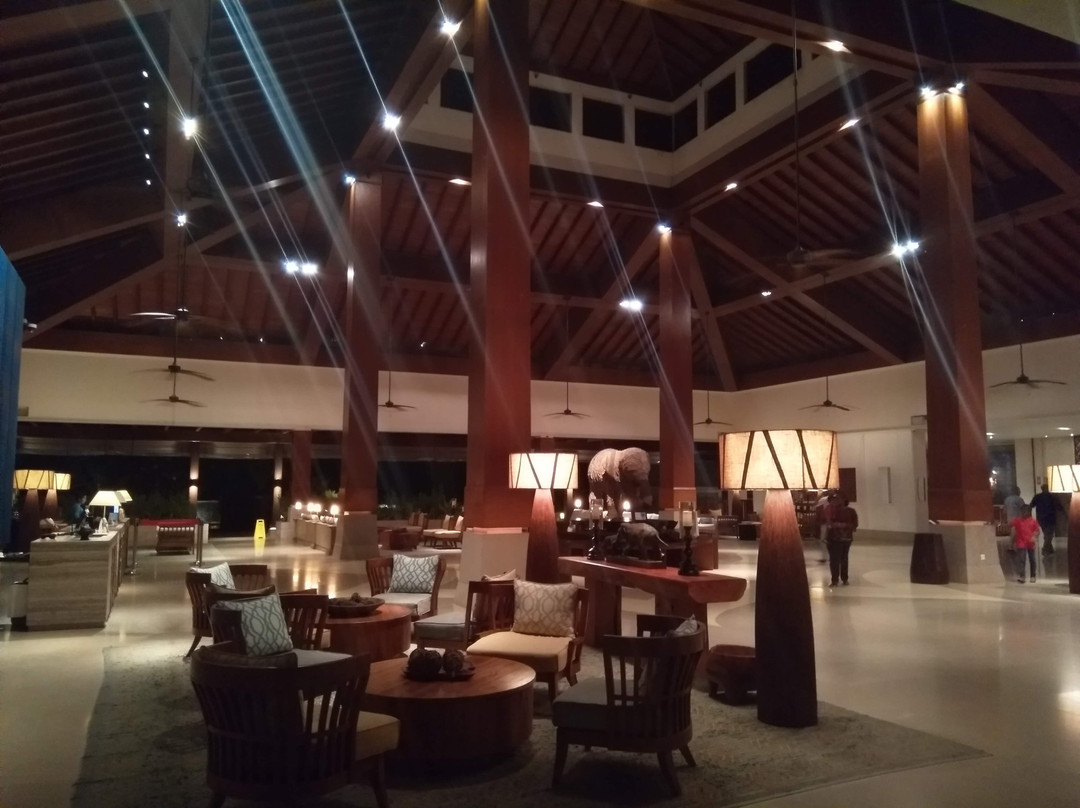 汉班托塔香格里拉Spa度假酒店主图