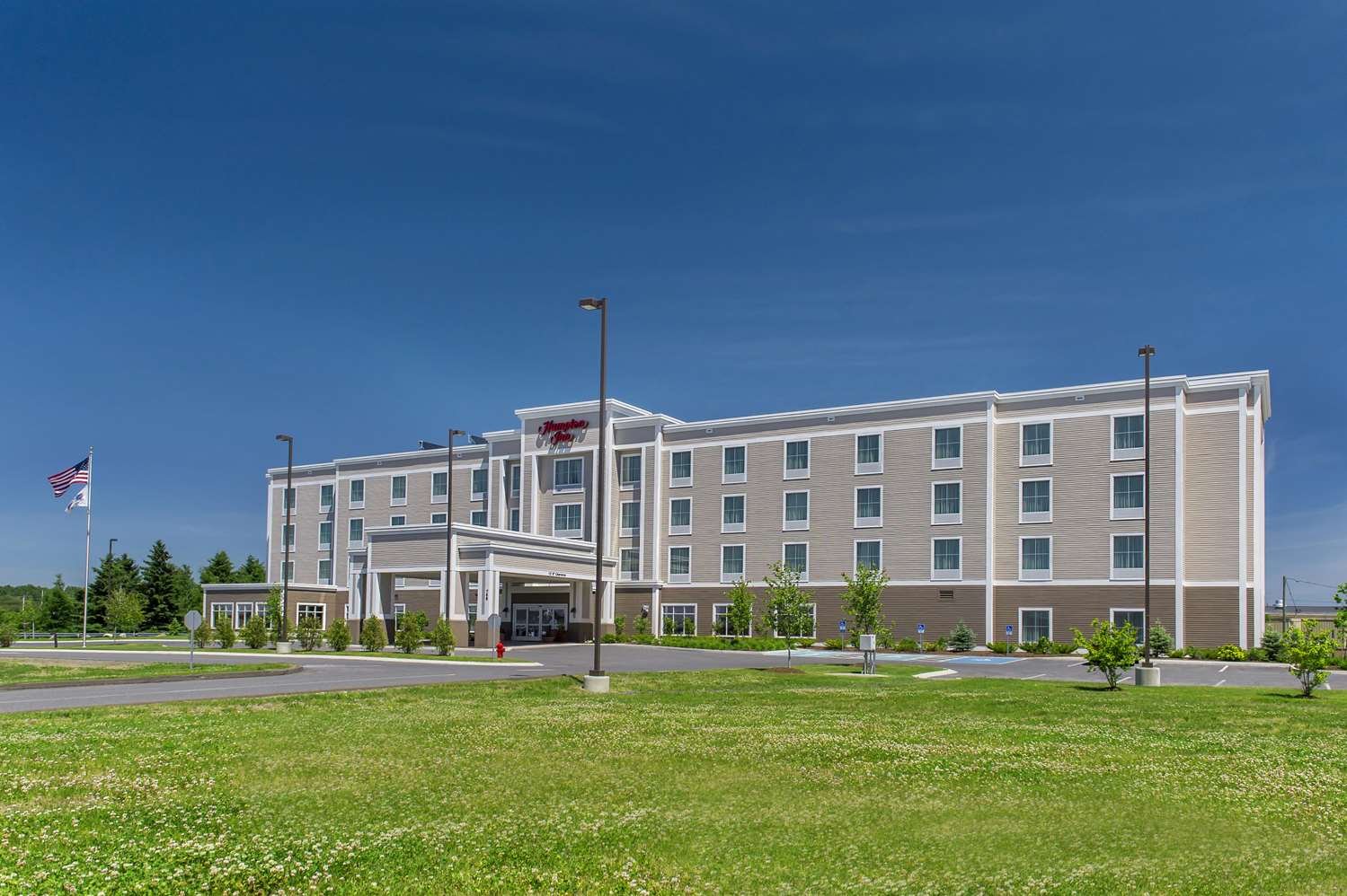 Hampton Inn Presque Isle-官方