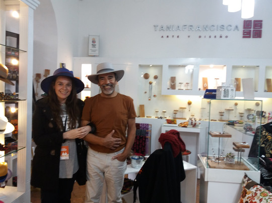 Tania Francisca Arte y Diseno