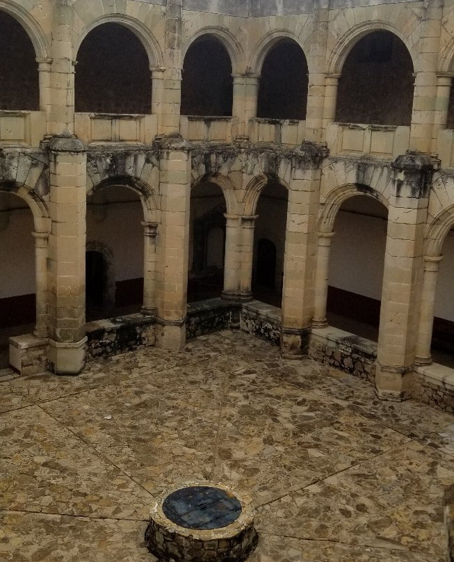 Ex Convento de Cuilapam de Guerrero-Vicente Guerrero必去景点