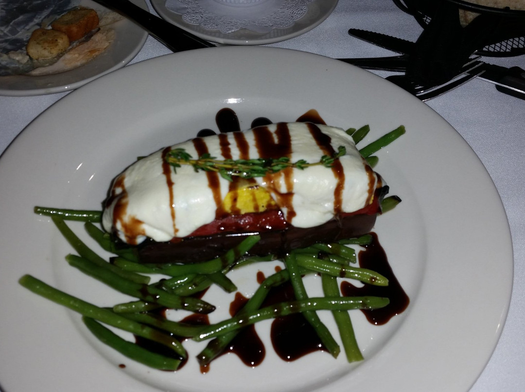 Fishkill旅游景点-Clove Creek Dinner Theater