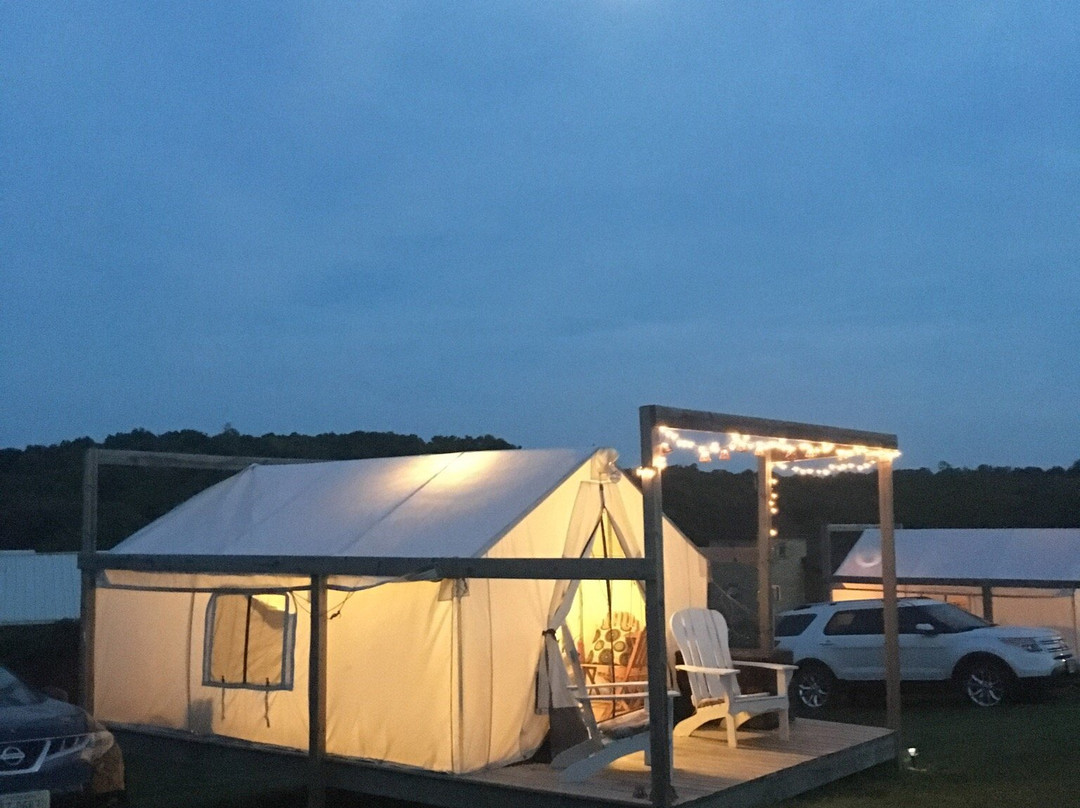 Syracuse旅游景点-Slattery Vintage Estates Winery