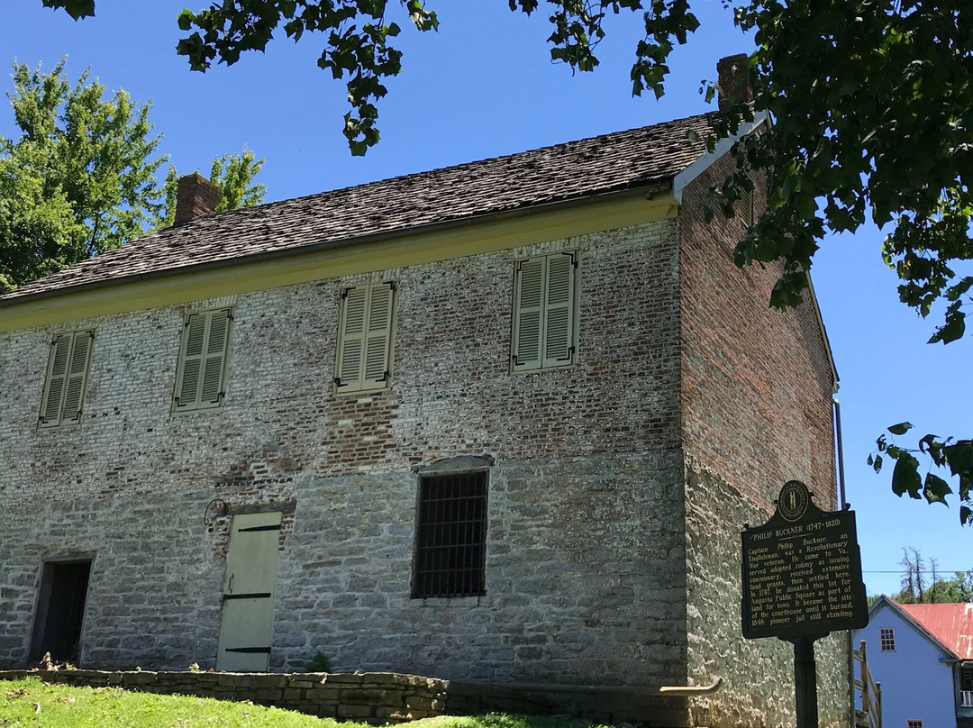 1811 Historic Jail景点图片