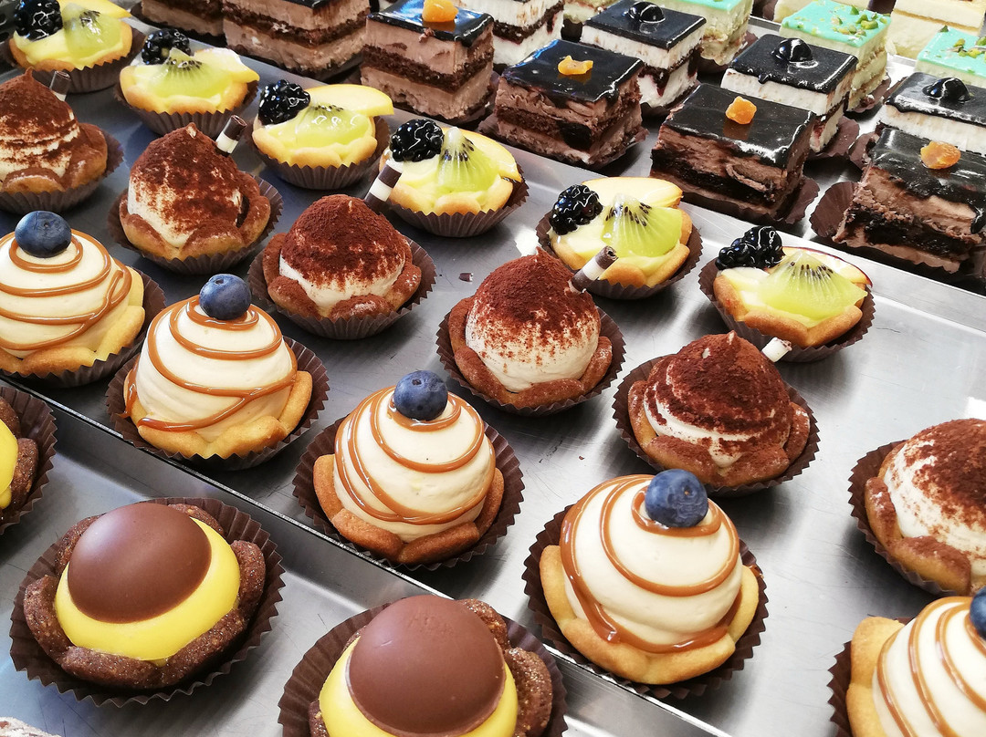 Torre de' Passeri餐馆和美食-Pasticceria Glace