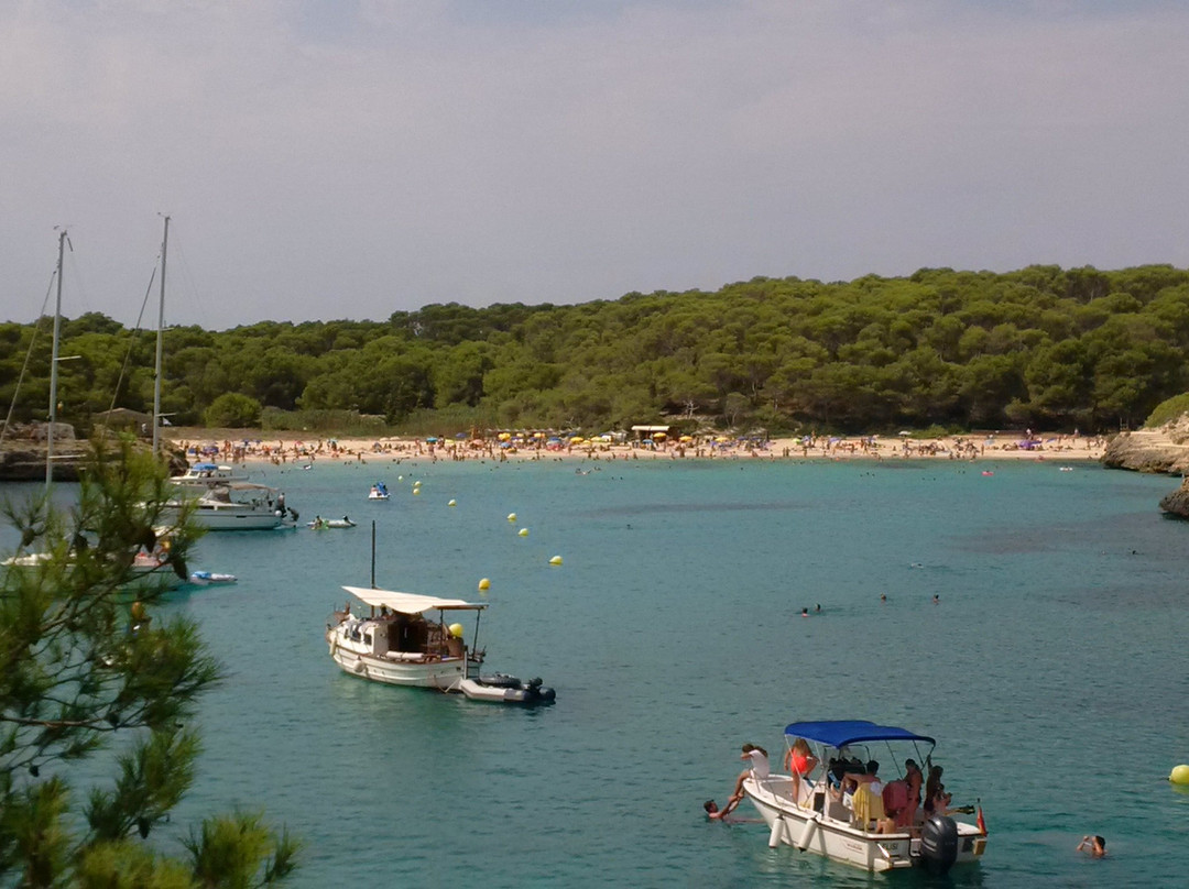 Cala d'en Borgit Beach-桑塔尼必去景点