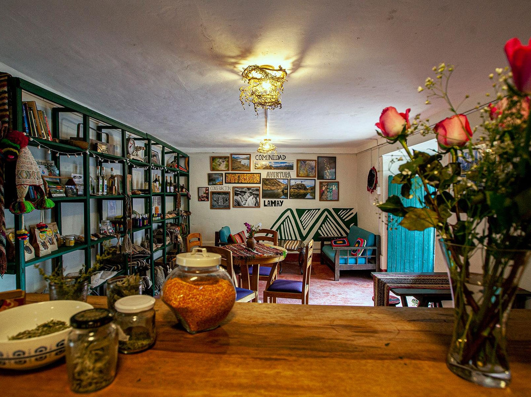 La Base Lamay-Lamay必去景点