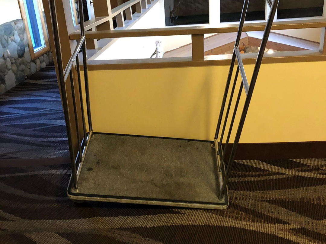 黄石开拓者酒店主图