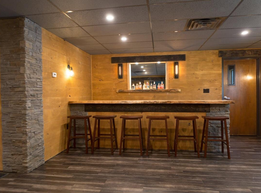 Old Route Two Spirits-Barre必去景点