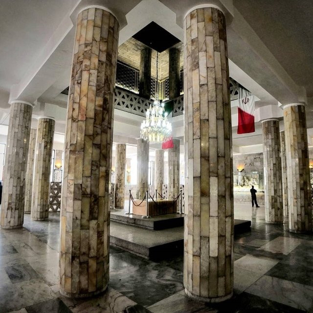 Tomb of Ferdowsi景点图片
