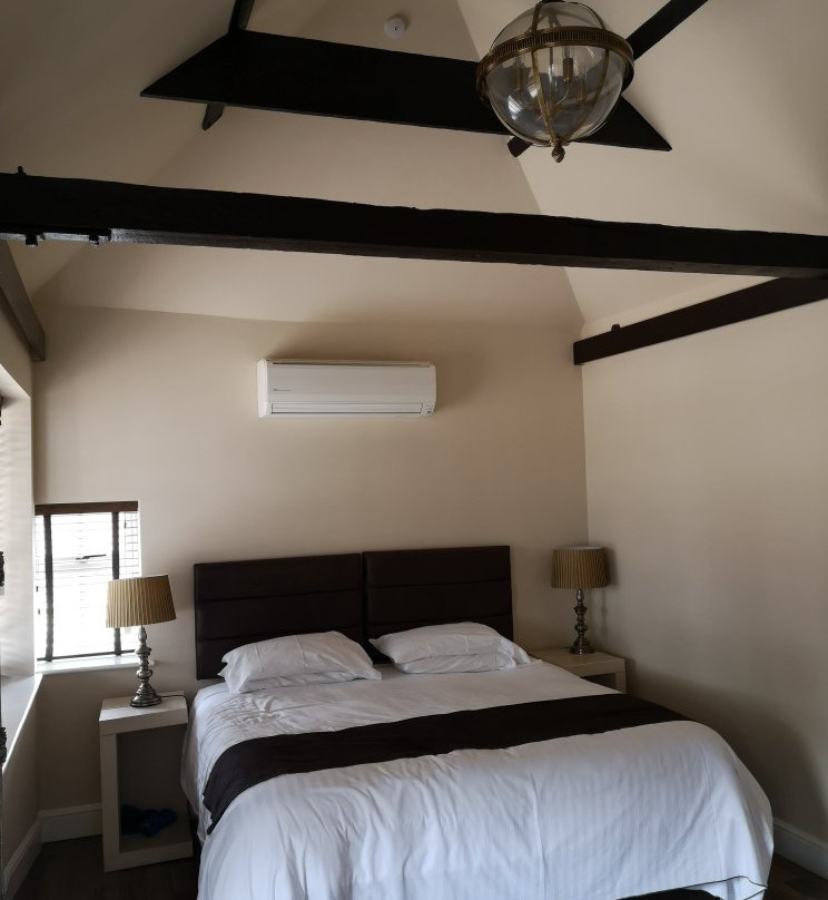 Five Bells Hotel & Pub主图