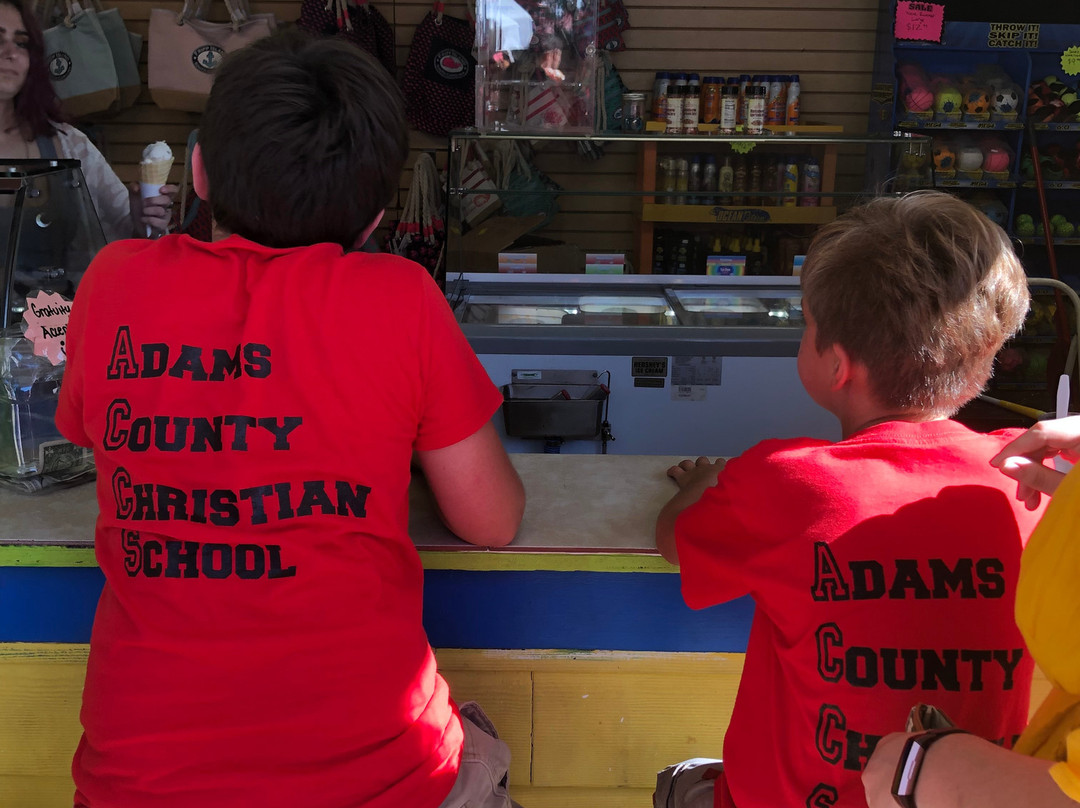 Barefoot Bubba's Kayak Rentals and Shop-Harbor Island必去景点