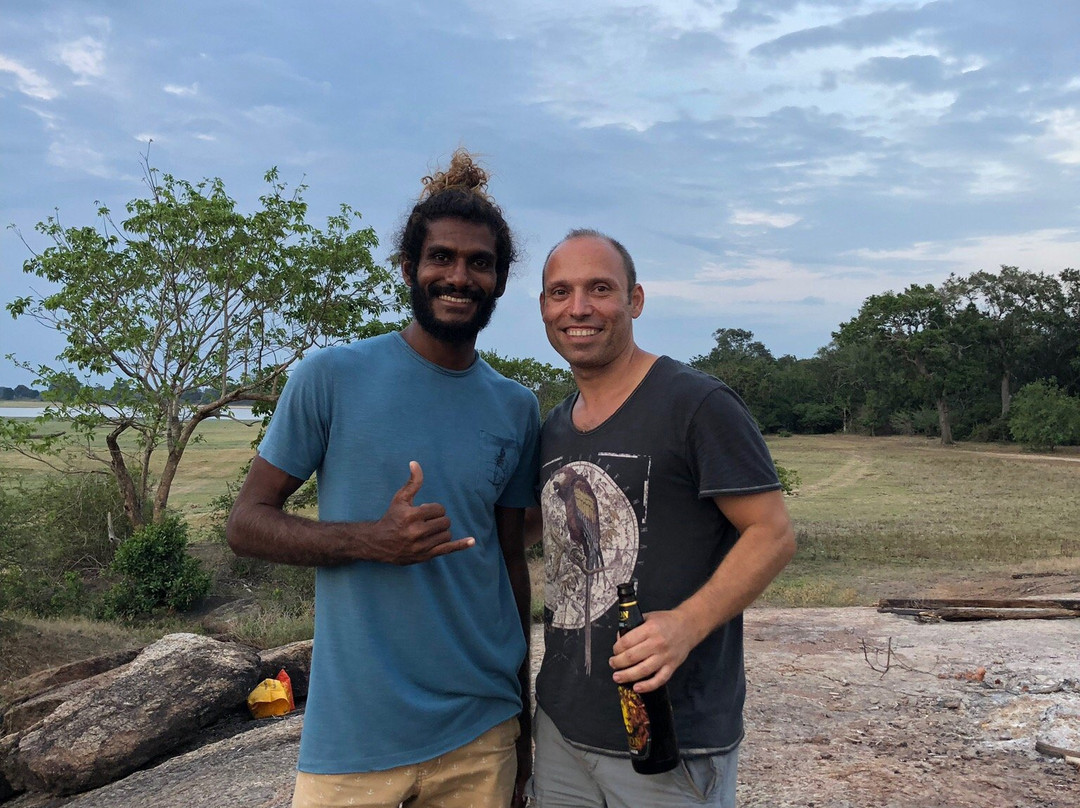 Excellent Surf School-阿鲁甘湾必去景点