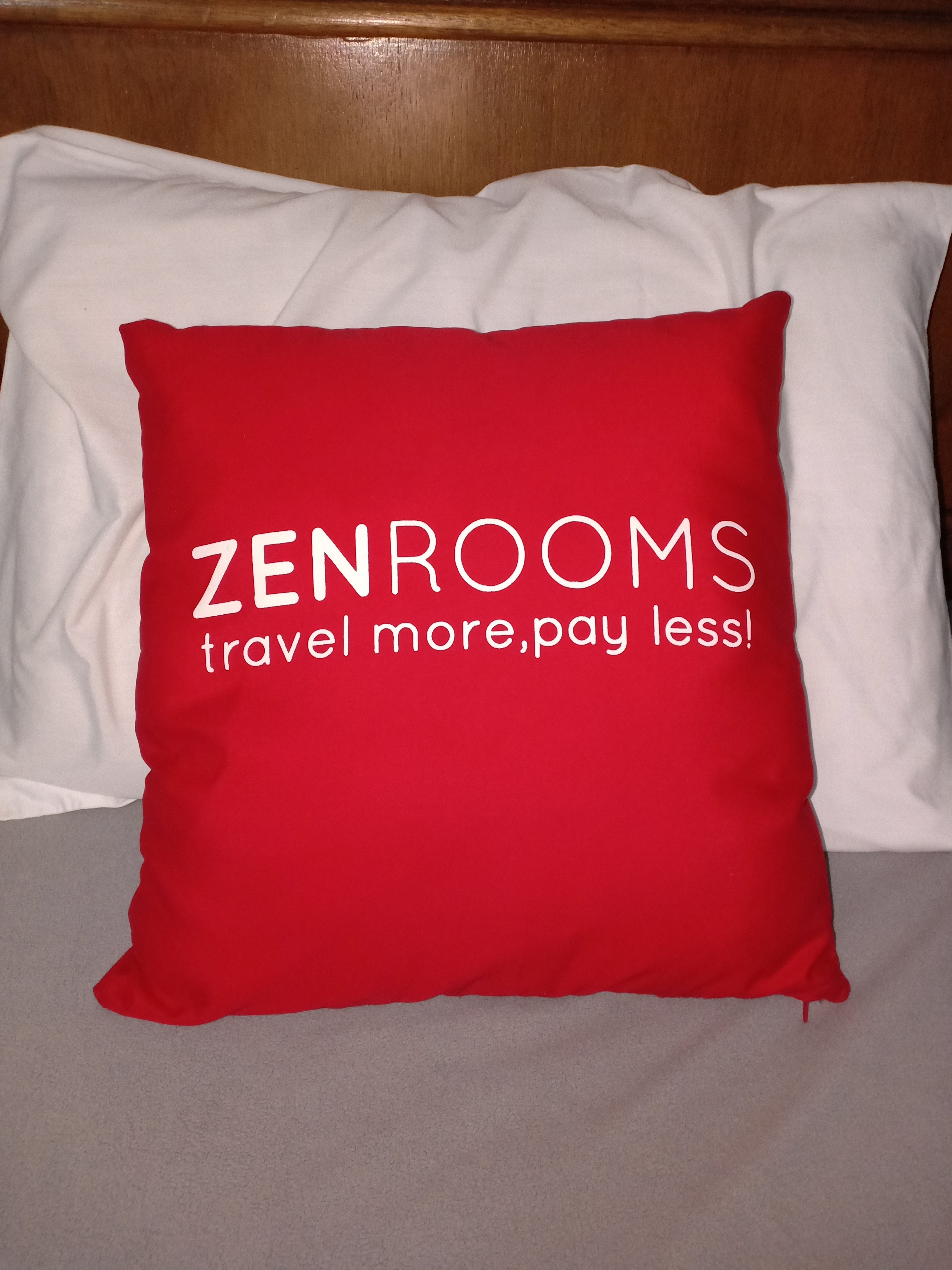 ZEN Rooms Pioneer Street-portrait