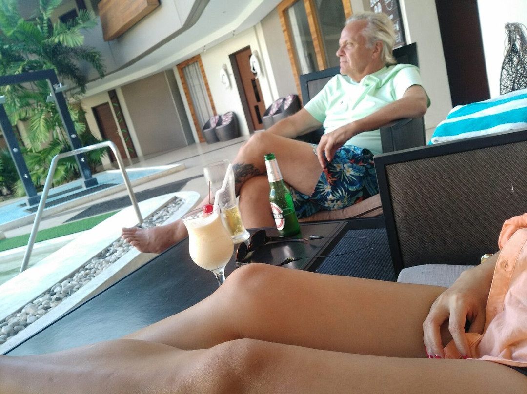 The Oriental Bataan主图