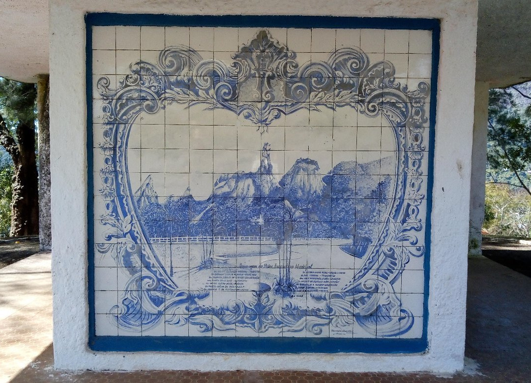 Colina Viewpoint-特雷索波利斯必去景点