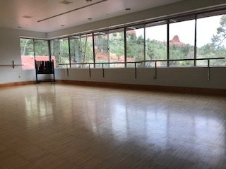 Enchantment Resort主图