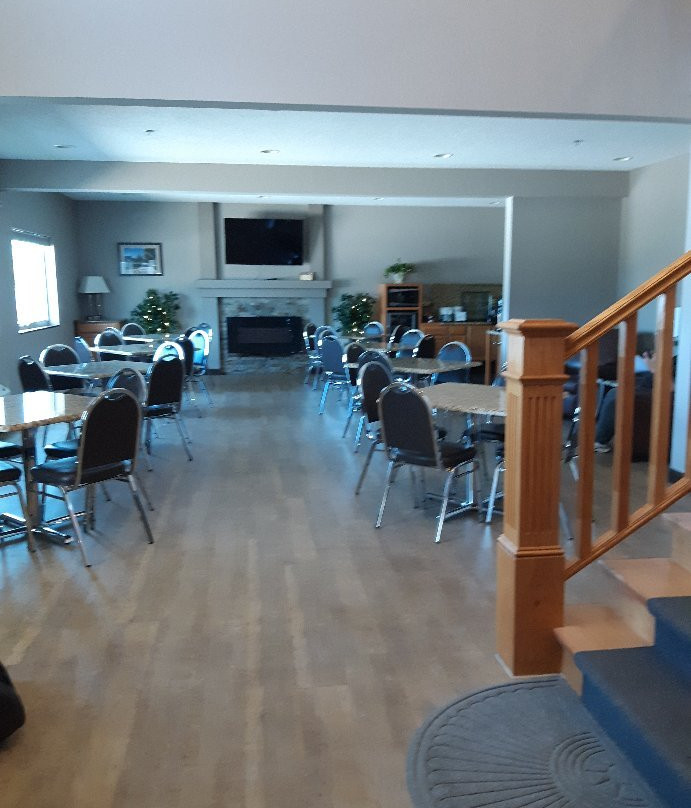 Garner Inn & Suites主图