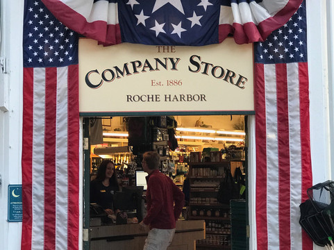 Roche Harbor Colors Ceremony-Roche Harbor必去景点