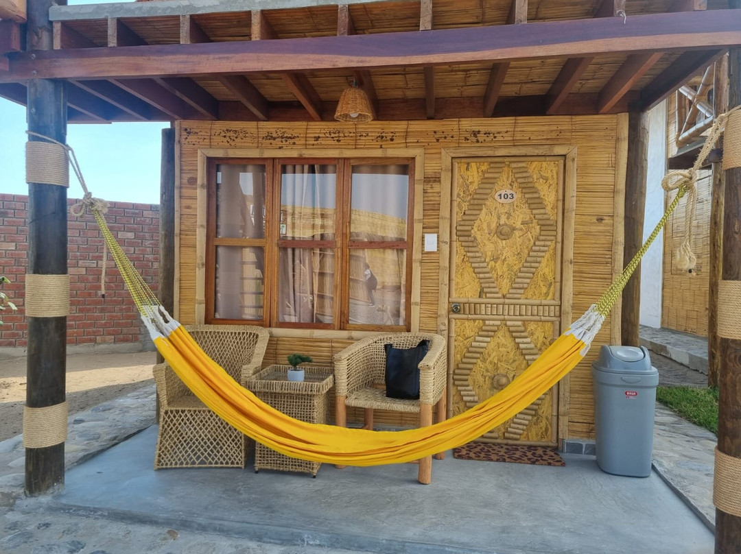 Hotel Laguna Camp