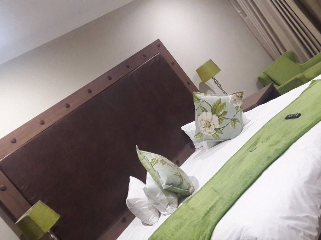 Lord's Signature Hotel主图