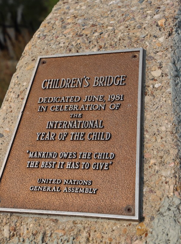 Children’s Bridge-圣艾伯特必去景点