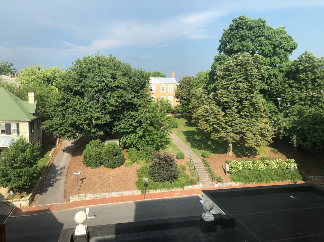 Hotel 24 South主图